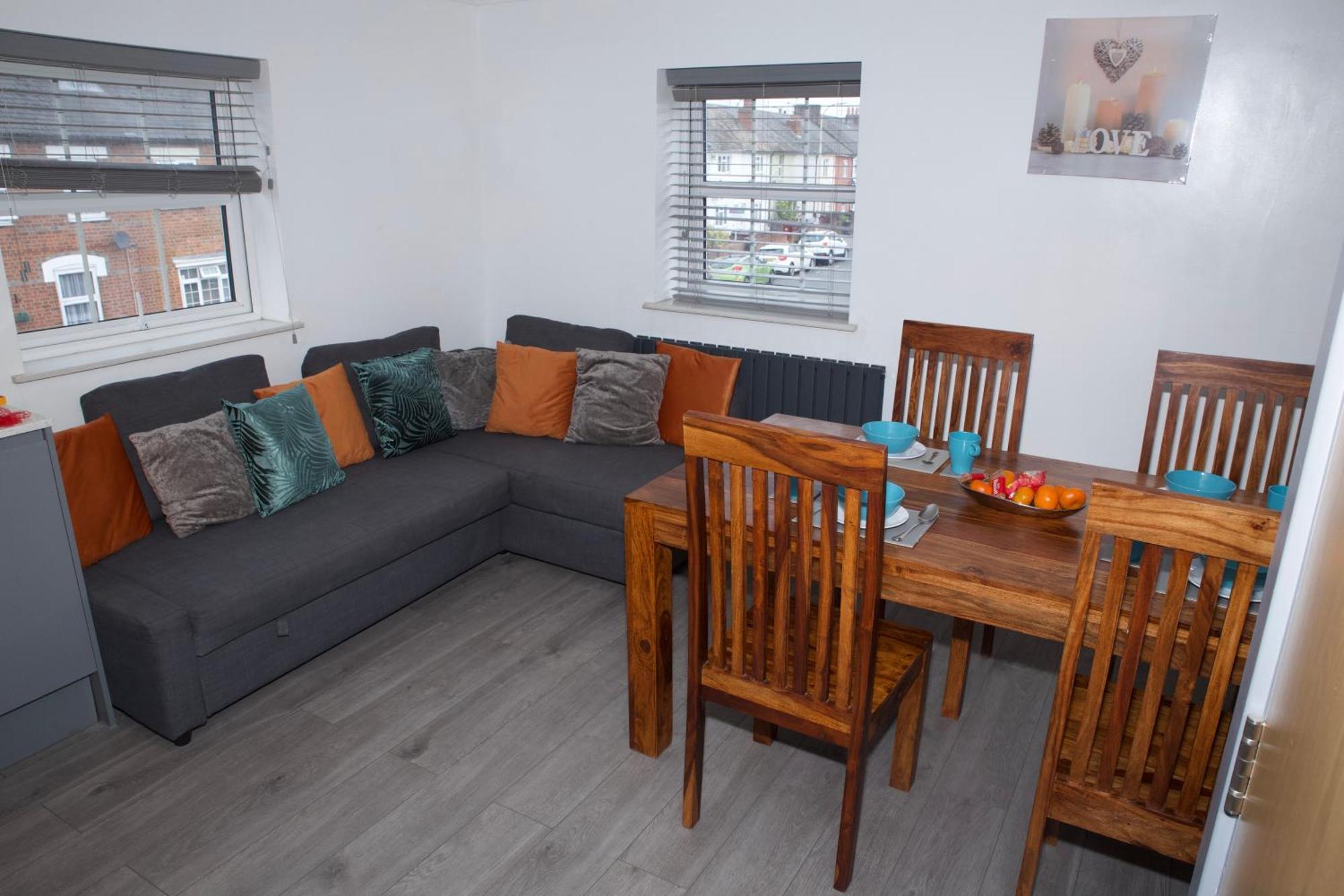 Spacious Modern 2 Bed Flat In City Centre Ридинг Экстерьер фото